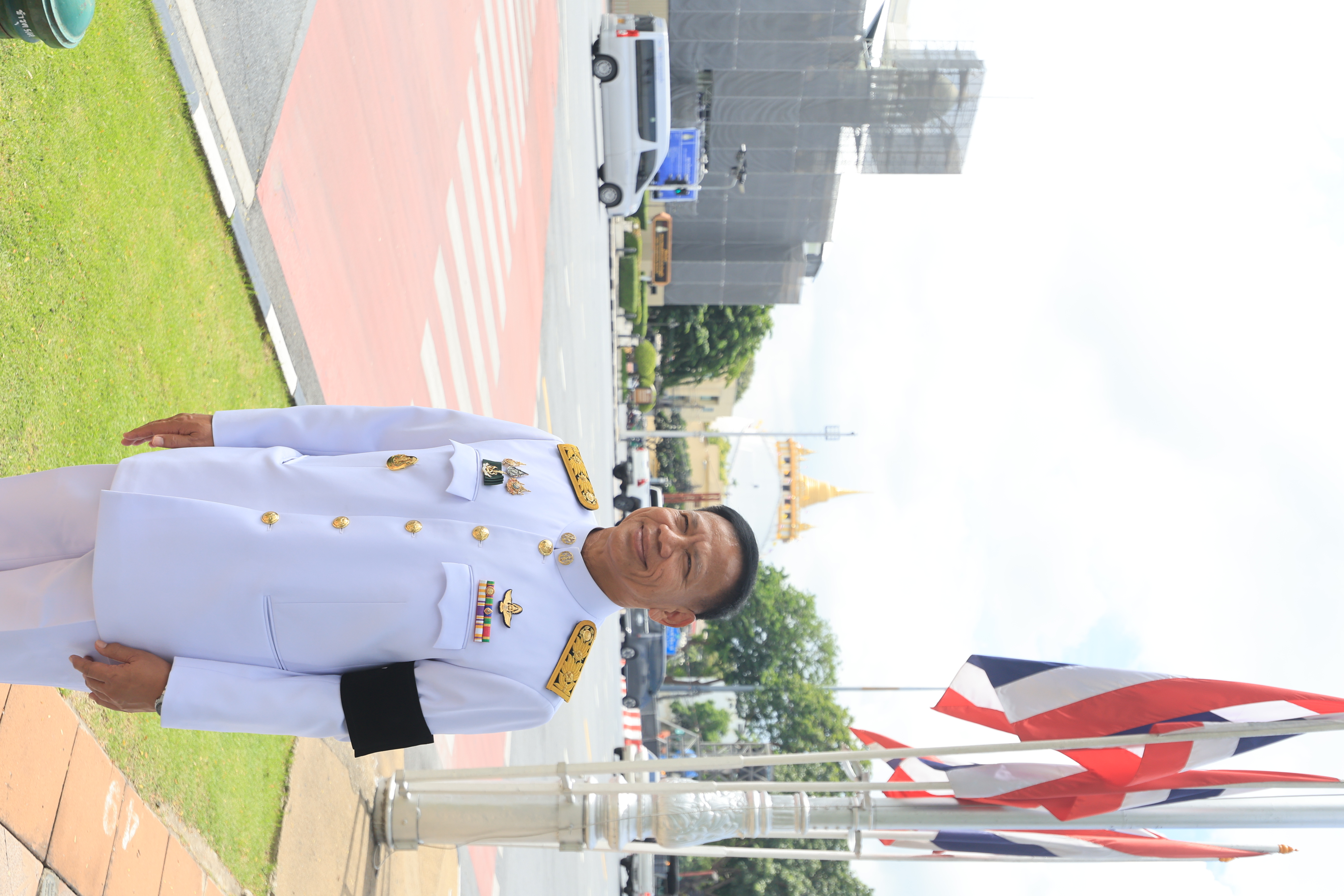 title - สำนักงานการปฏิรูปที่ดินเพื่อเกษตรกรรม นำคณะข้าราชการเข้าเฝ้าฯ กราบถวายบังคมลา เนื่องในโอกาสเกษียณอายุราชการ ประจำปี 2569